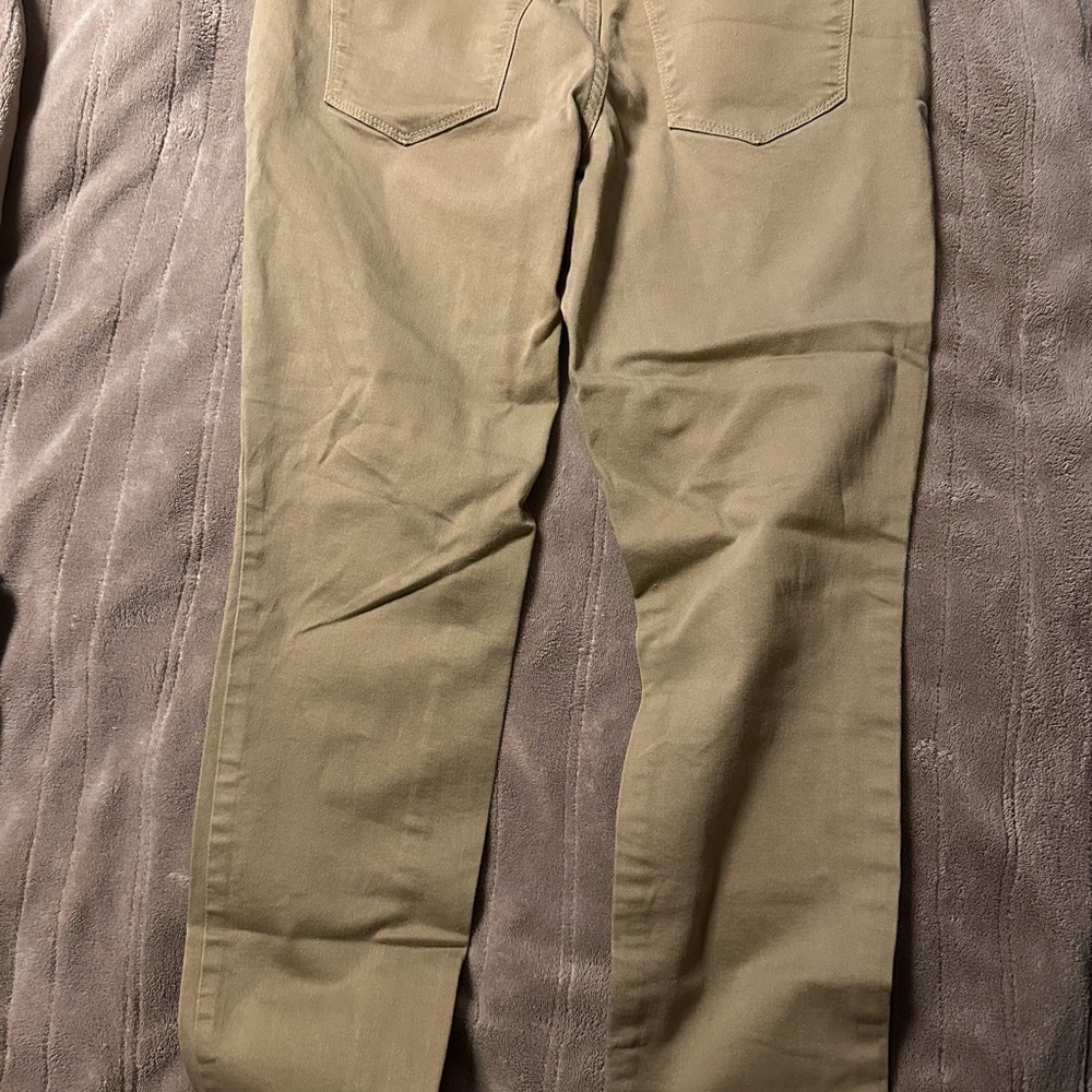 Tan pants - Picture 2 of 3